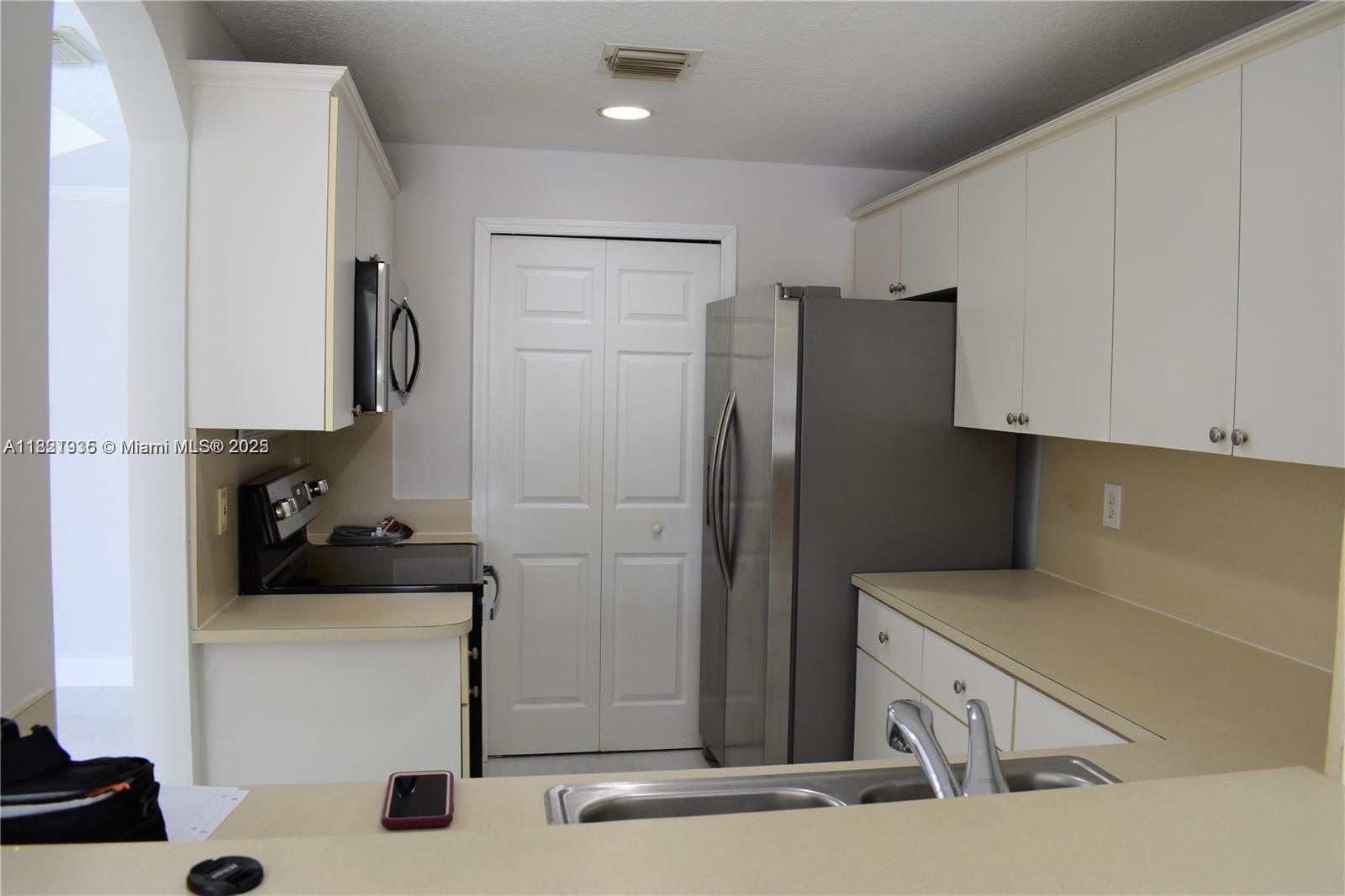 Property photo # 7