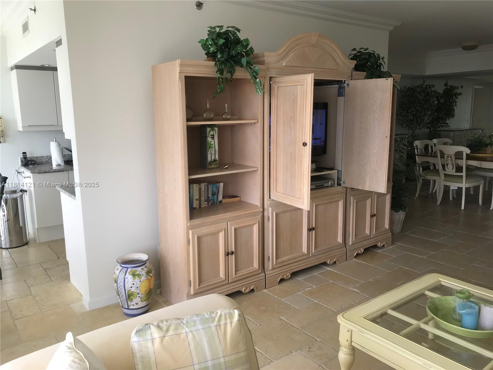 Property photo # 7