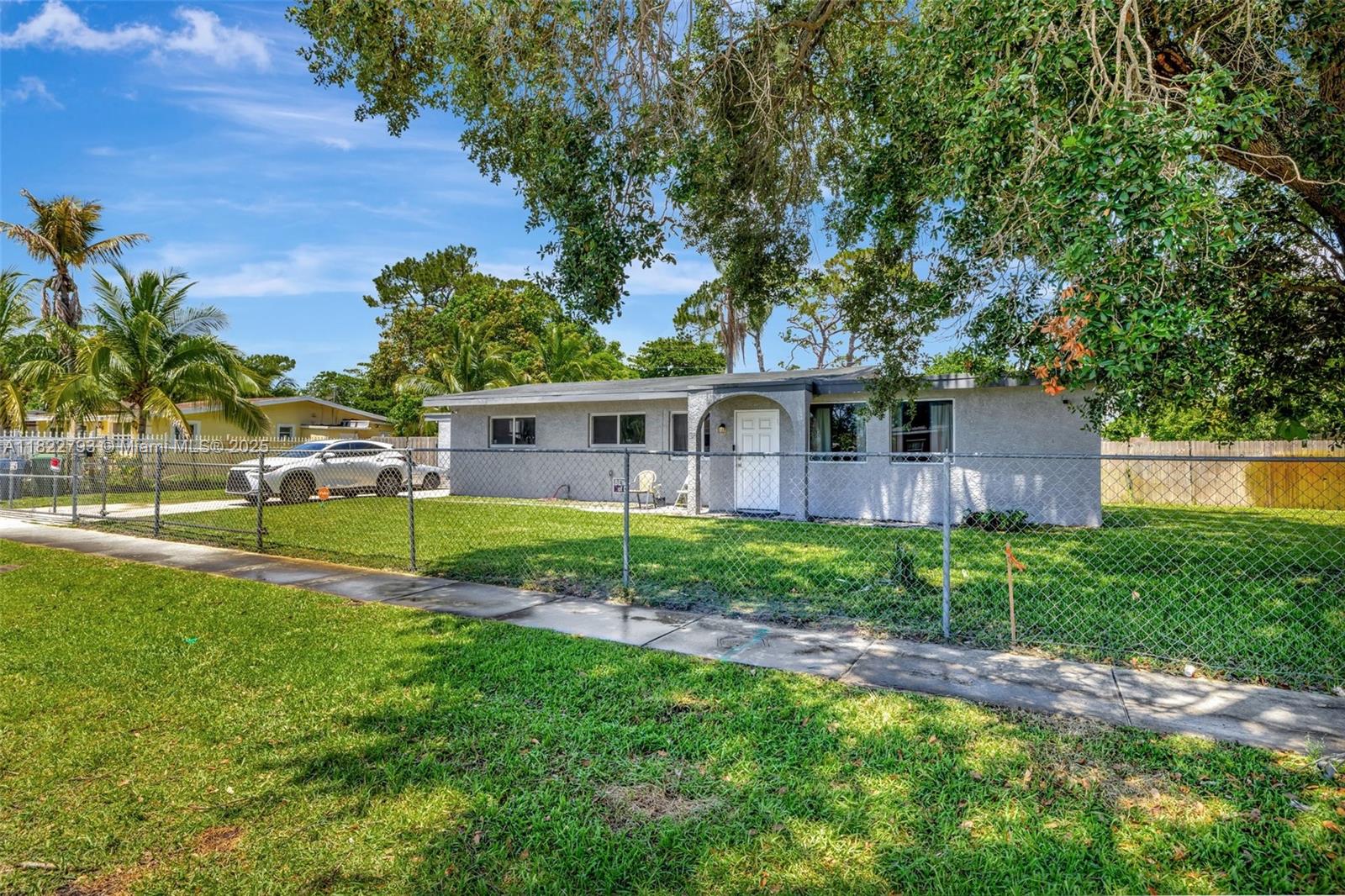 611 Carolina Ave, Fort Lauderdale, Florida image 45