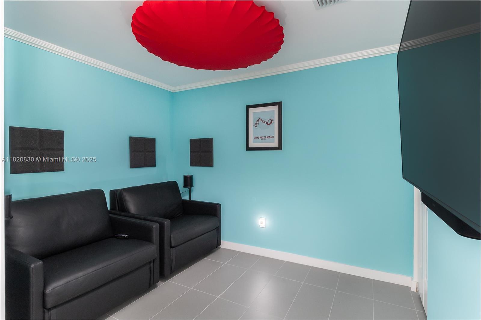 Property photo # 9
