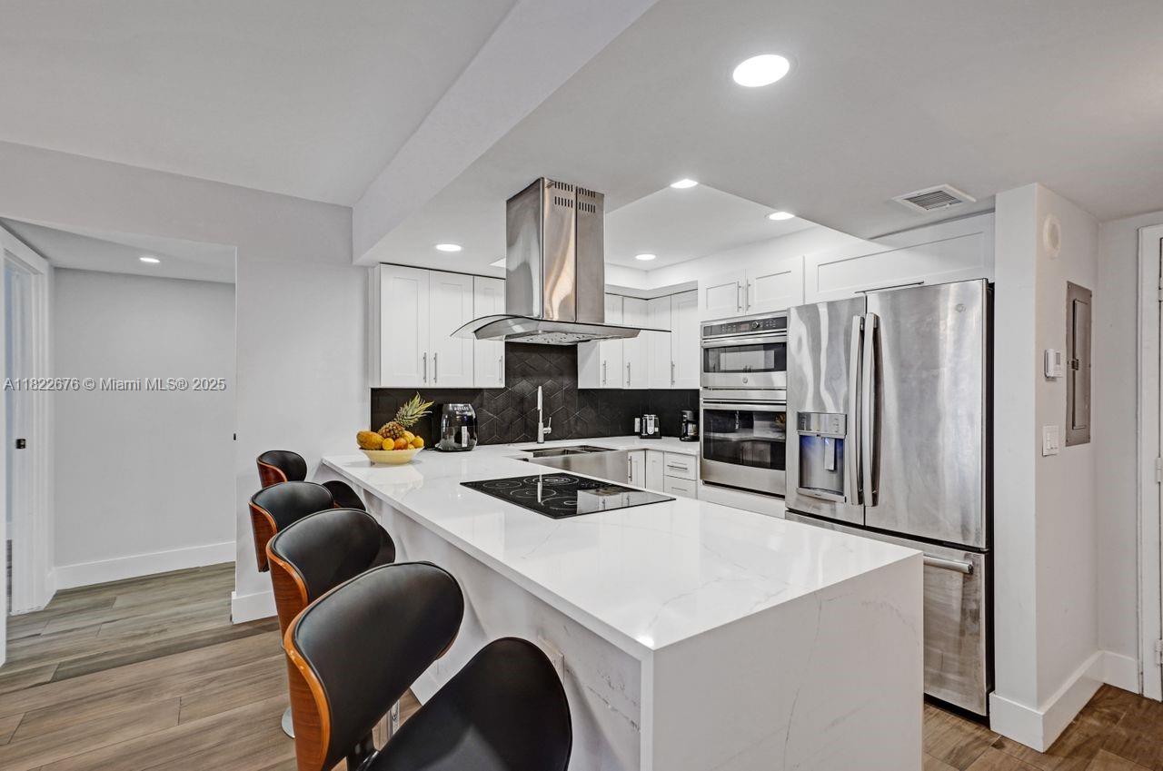 600 Three Islands Blvd #615, Hallandale Beach, Florida image 21