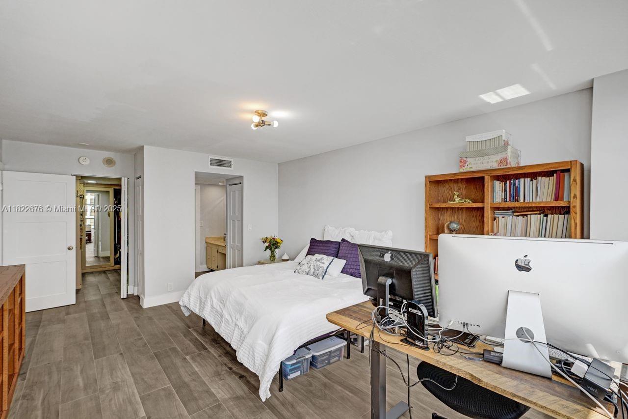 600 Three Islands Blvd #615, Hallandale Beach, Florida image 23