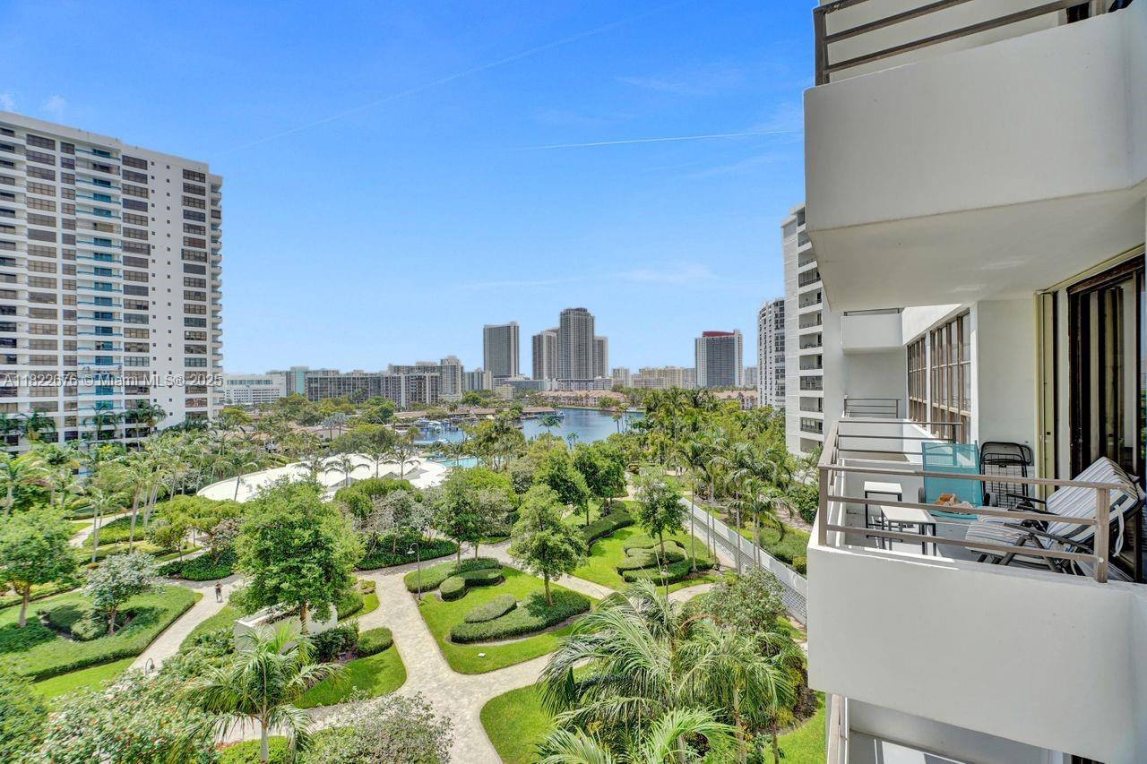 600 Three Islands Blvd #615, Hallandale Beach, Florida image 43