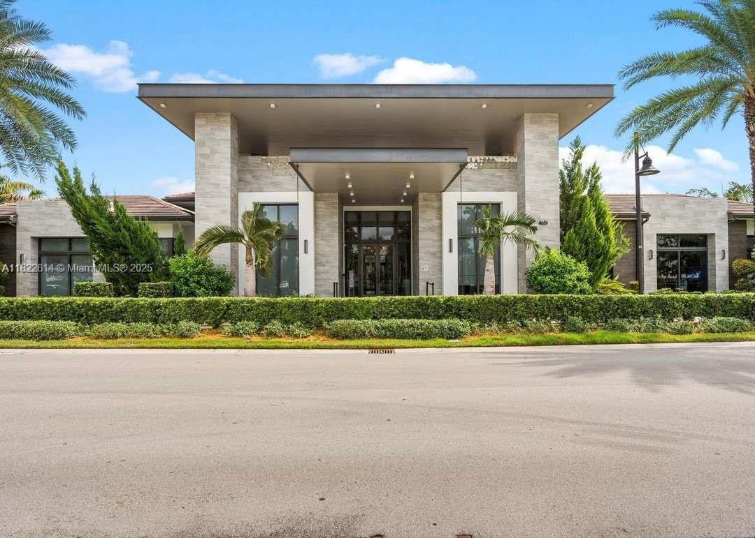 4809 NW 83rd Pkwy, Doral, Florida image 42