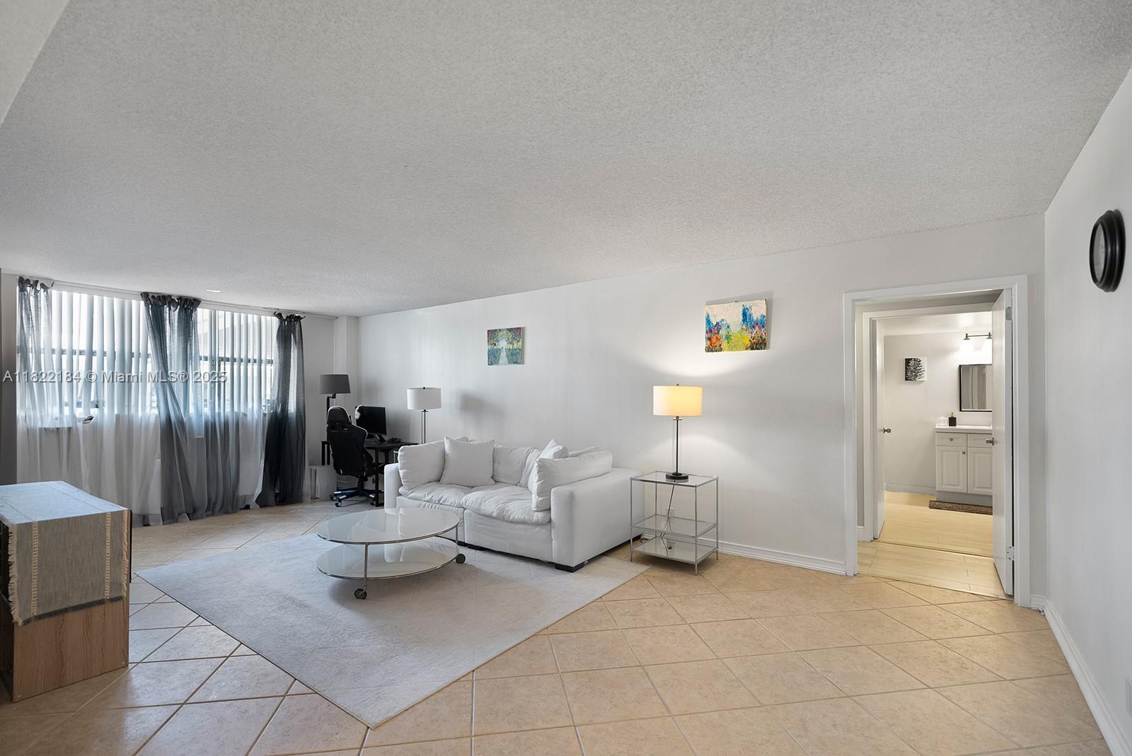100 Golden Isles Dr #101, Hallandale Beach, Florida image 9