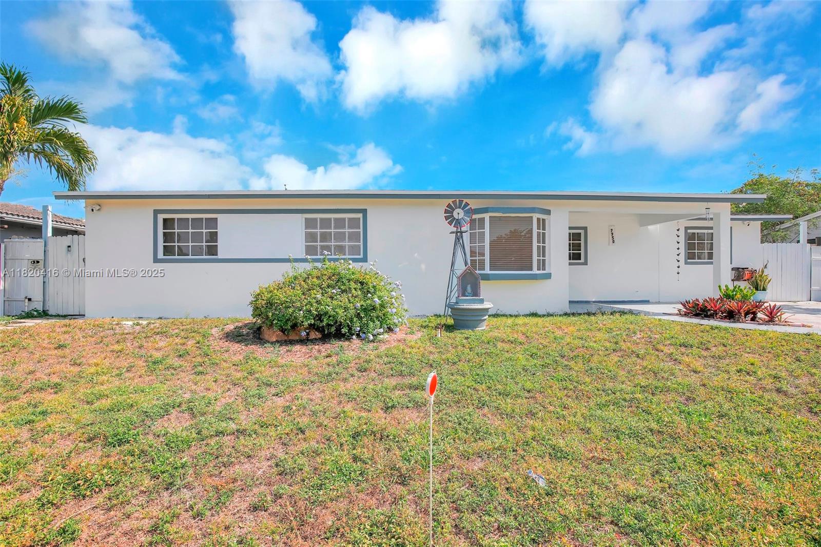 7950 NW 174th Ter, Hialeah, Florida image 3