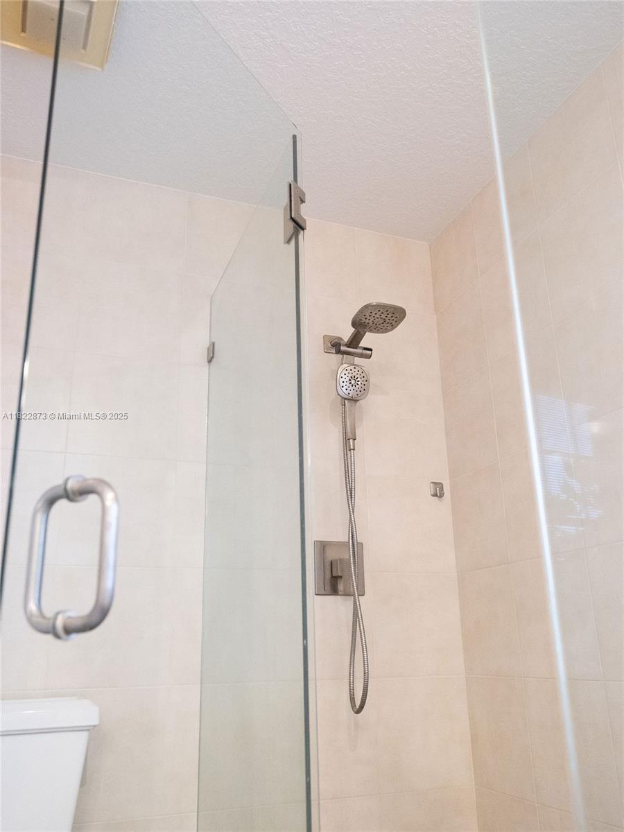 2721 Montevideo Ave, Cooper City, Florida image 28