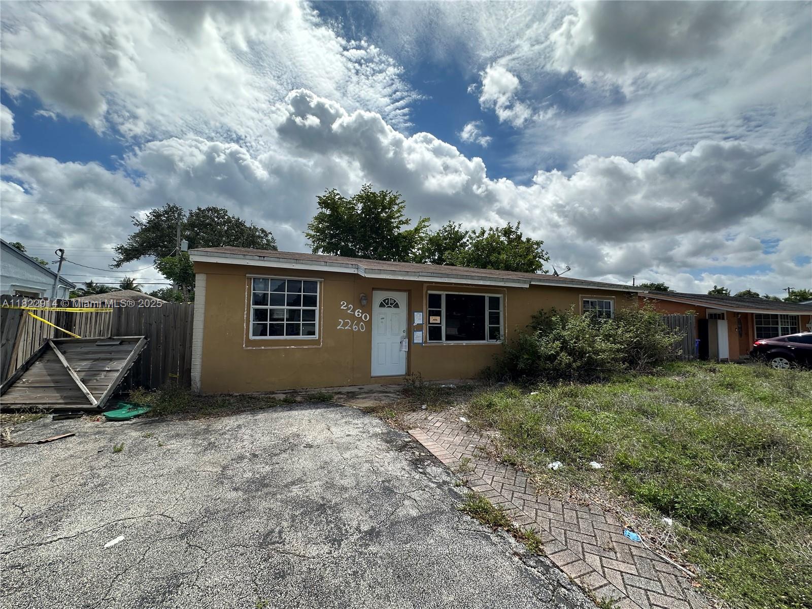 2260 SW 42nd Ter, Fort Lauderdale, Florida image 1