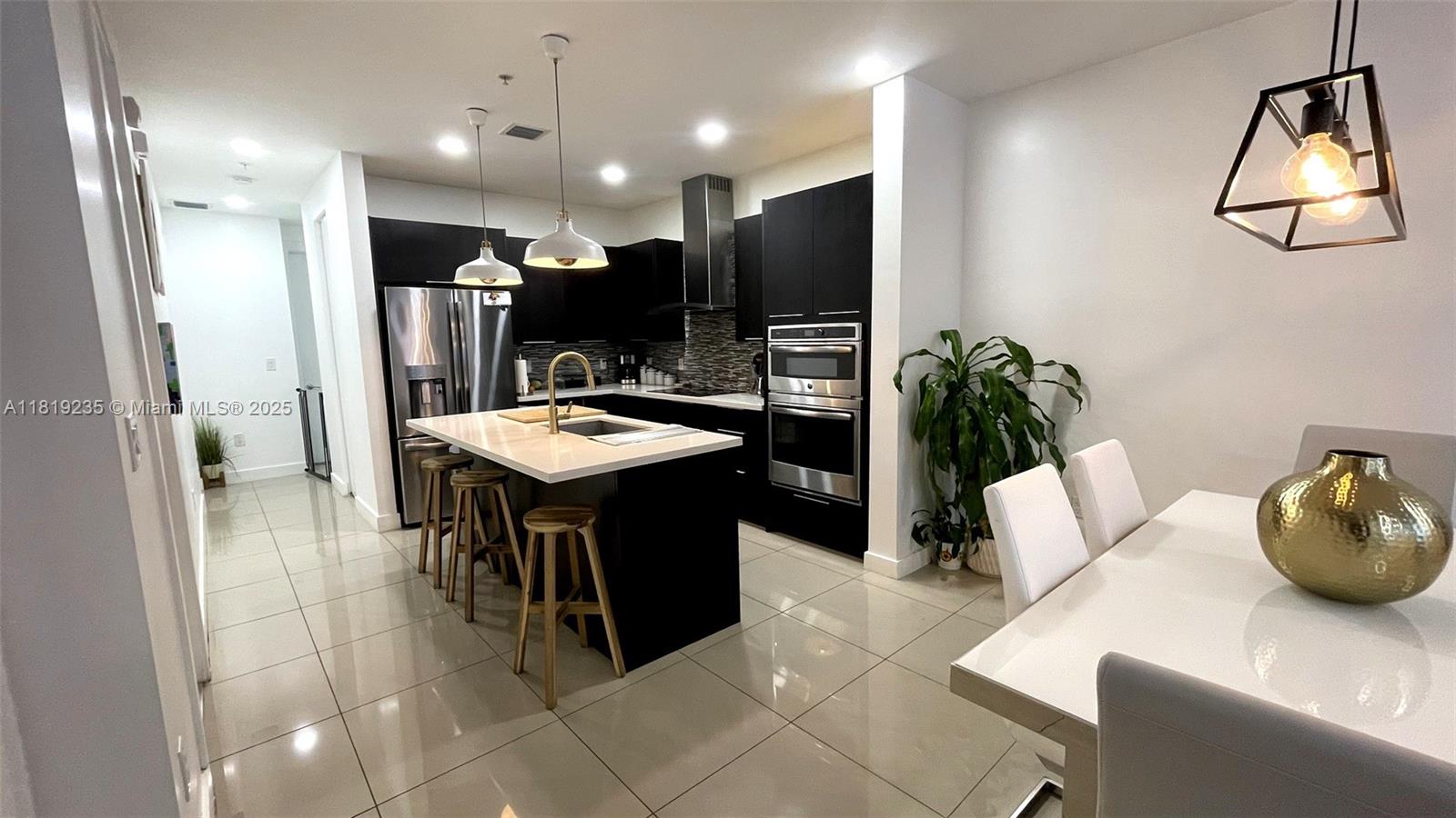 Property photo # 4