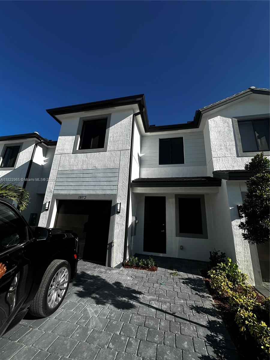 18972 SW 344th Ter, Florida City, Florida image 2