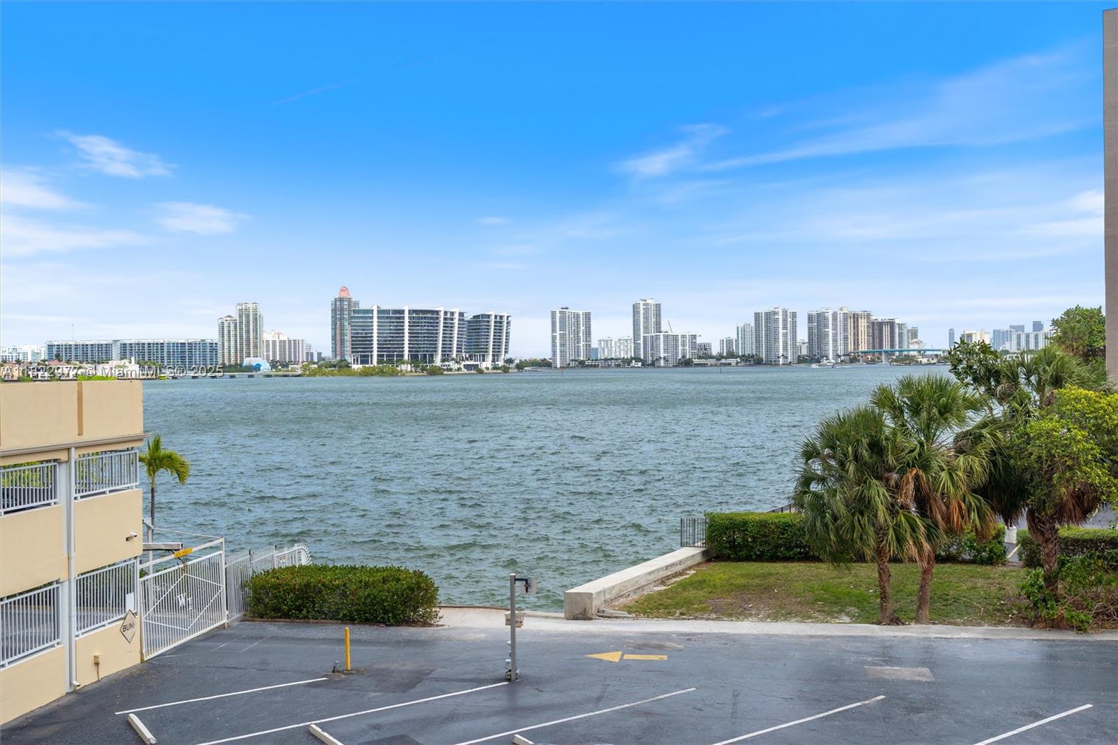 251 174th St #218, Sunny Isles Beach, Florida image 15