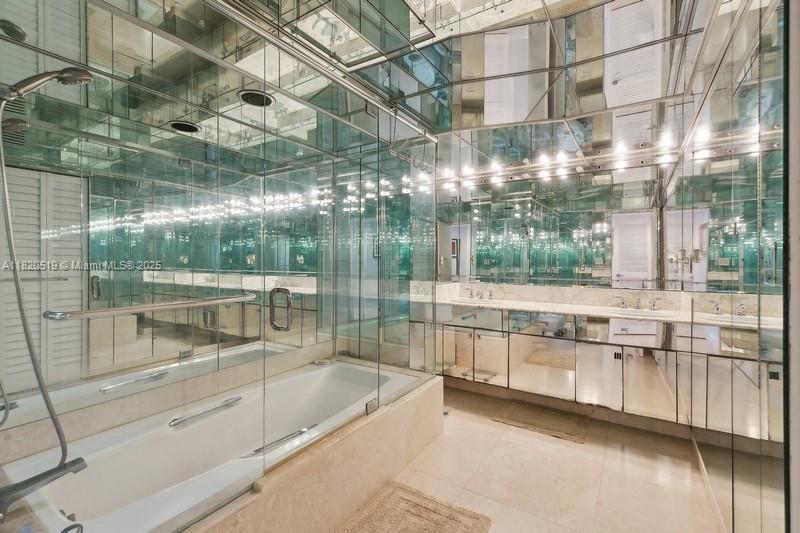 6423 Collins Ave #1605, Miami Beach, Florida image 20