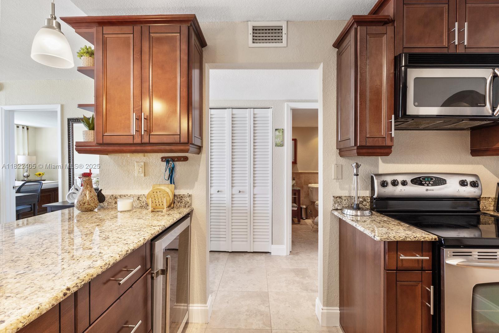 6900 Bay Dr #6G, Miami Beach, Florida image 12
