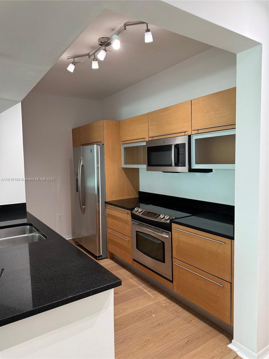 Property photo # 0