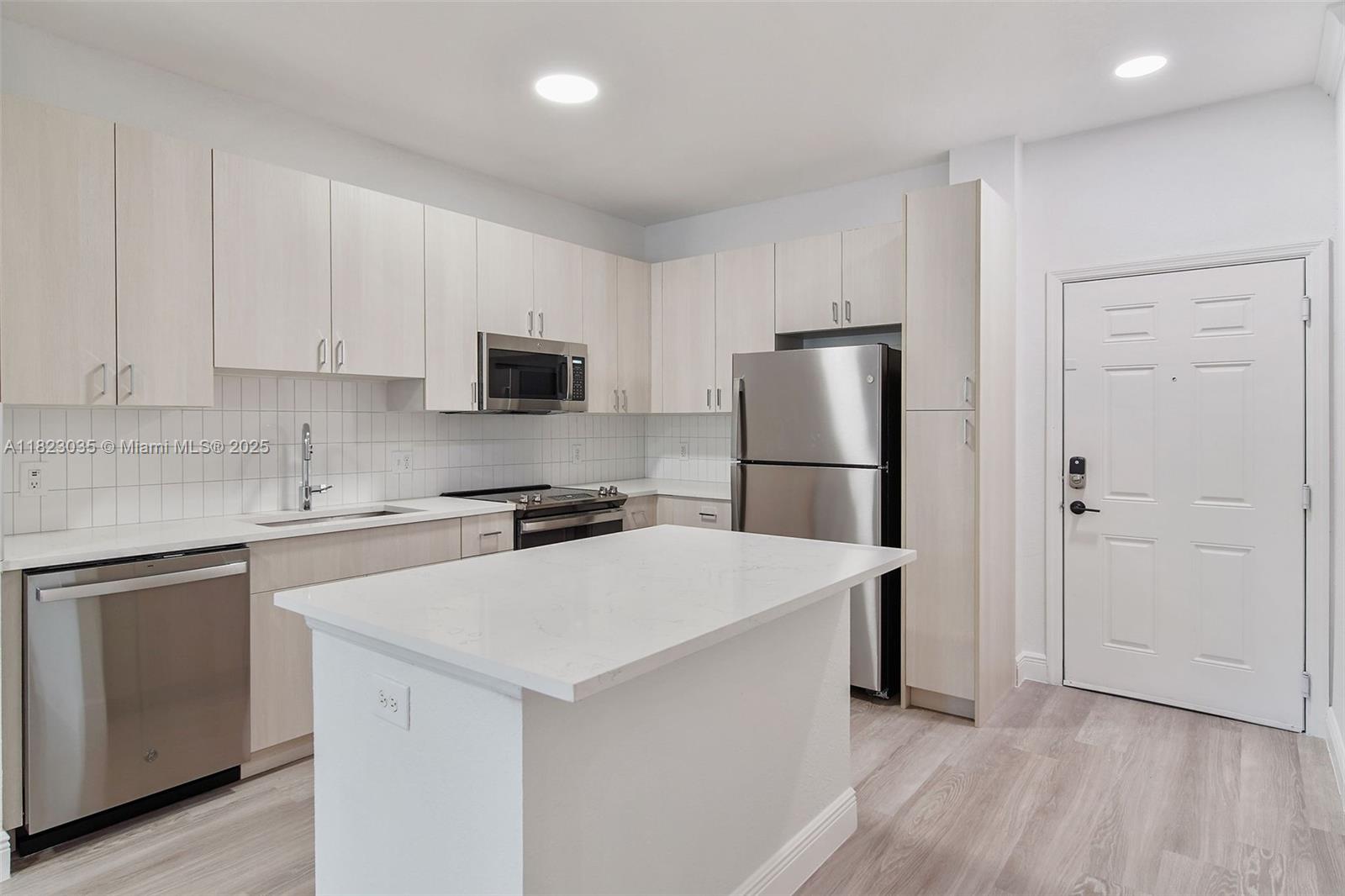 Property photo # 7