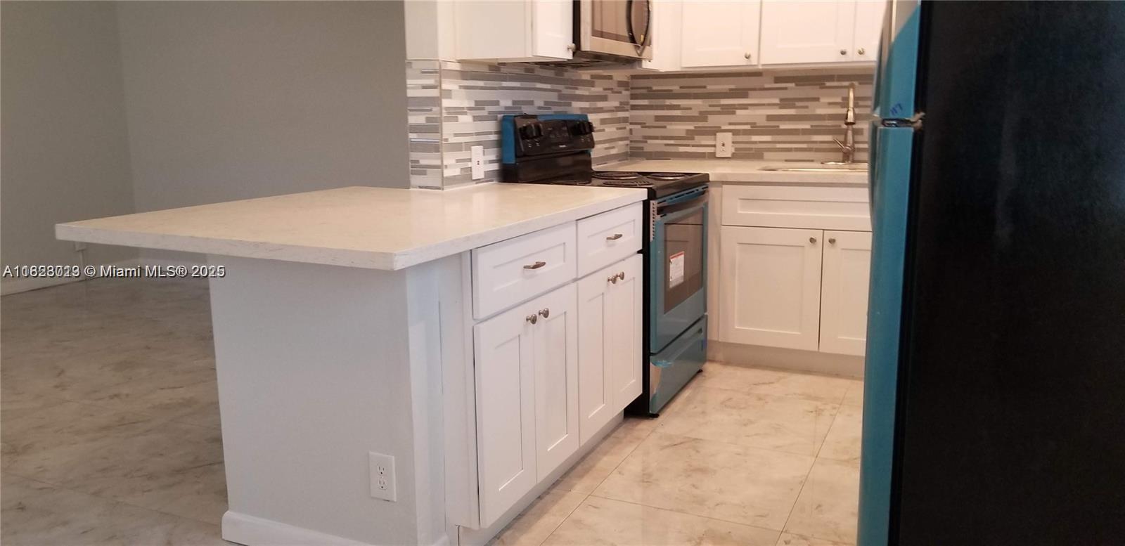Property photo # 8