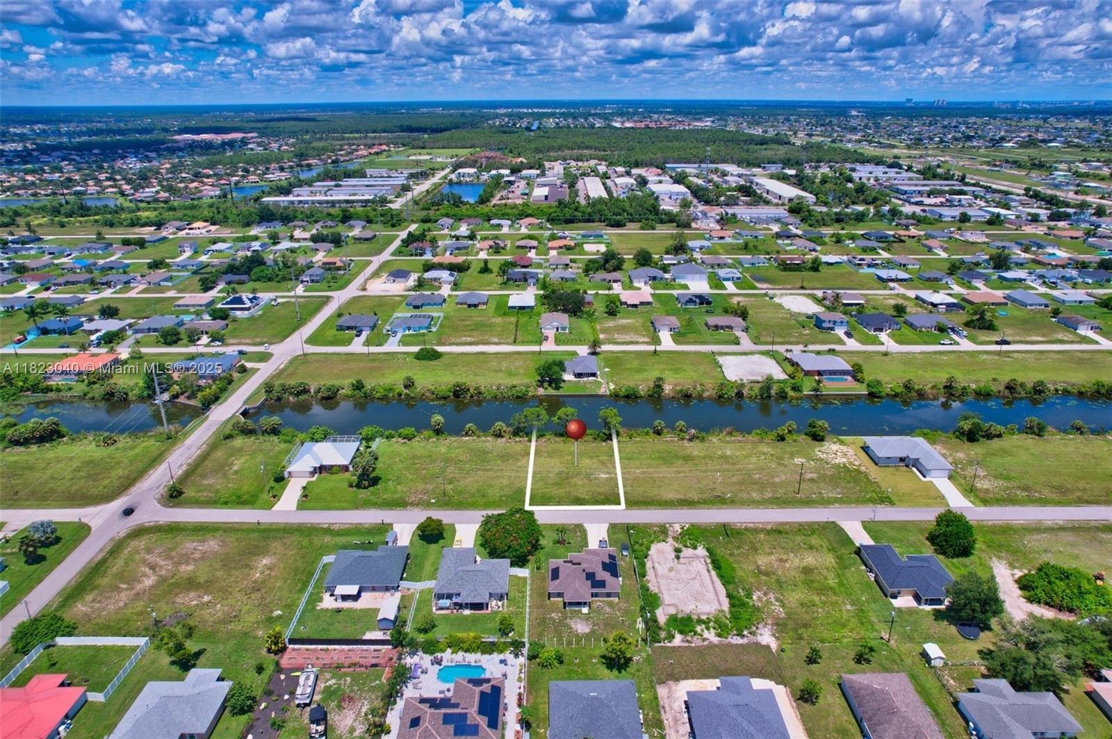 2625 NE 5th Pl, Cape Coral, Florida image 3