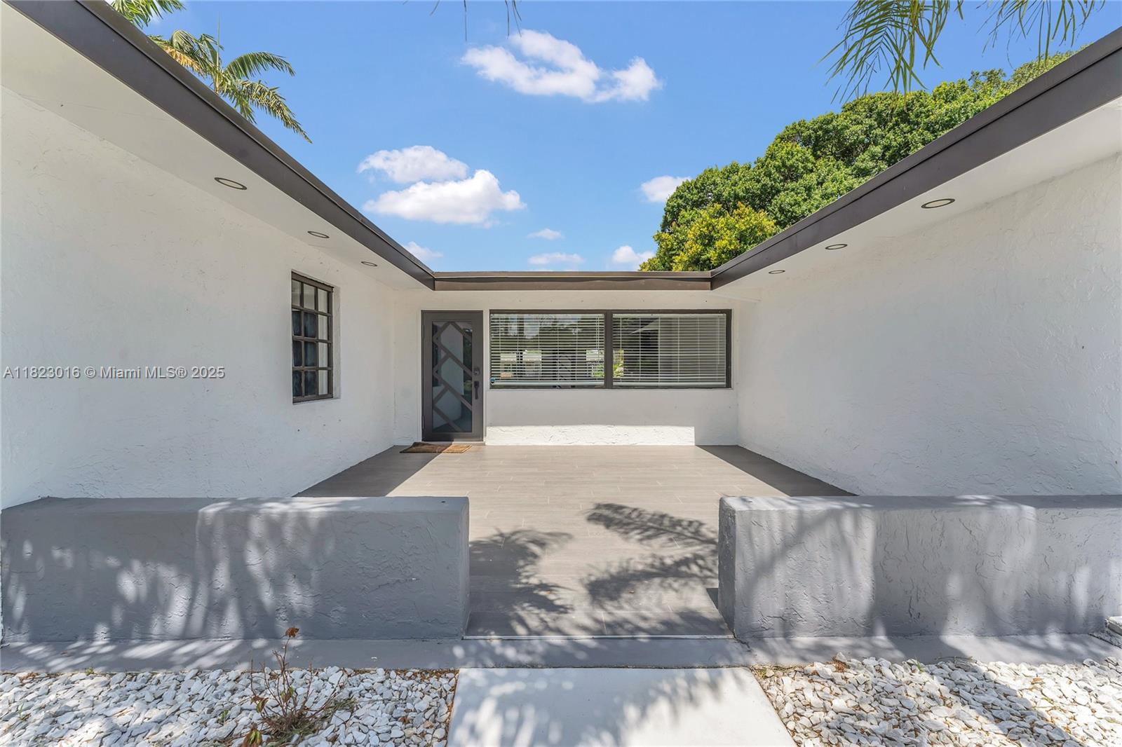 2413 Gulfstream Ln, Fort Lauderdale, Florida image 4