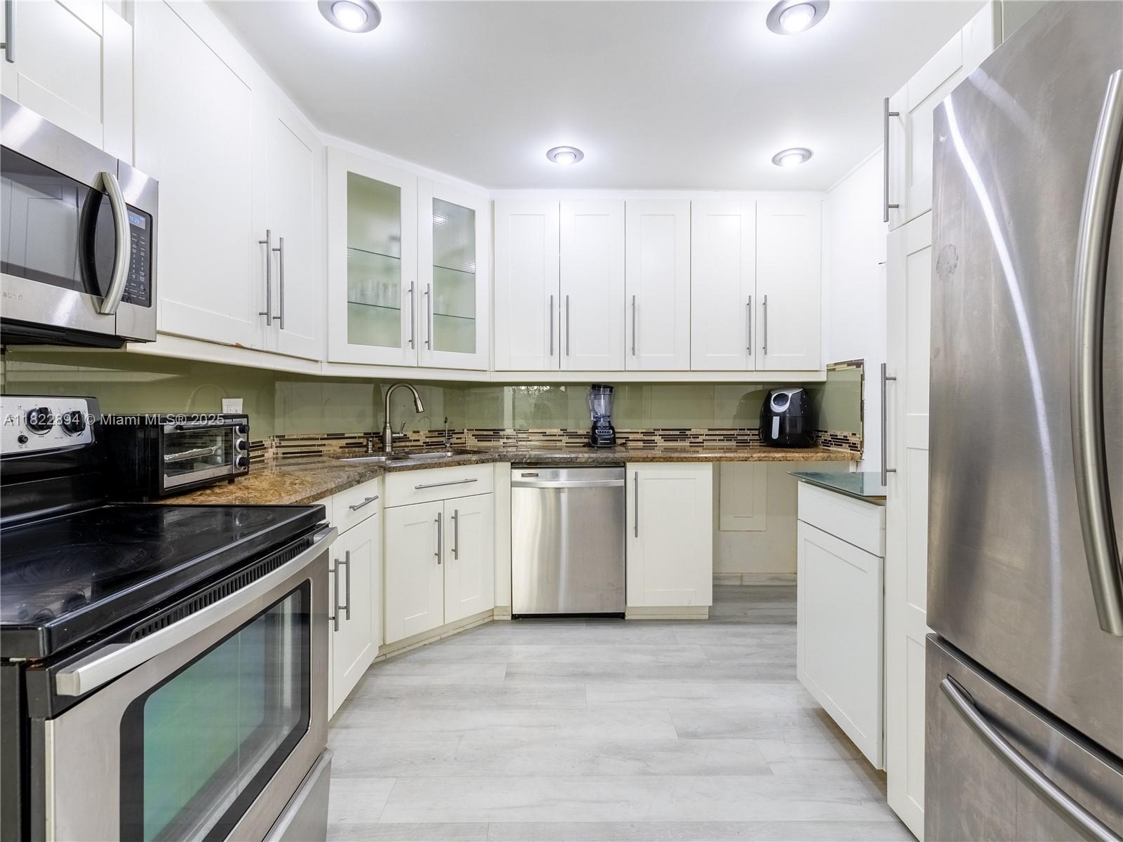 Property photo # 0
