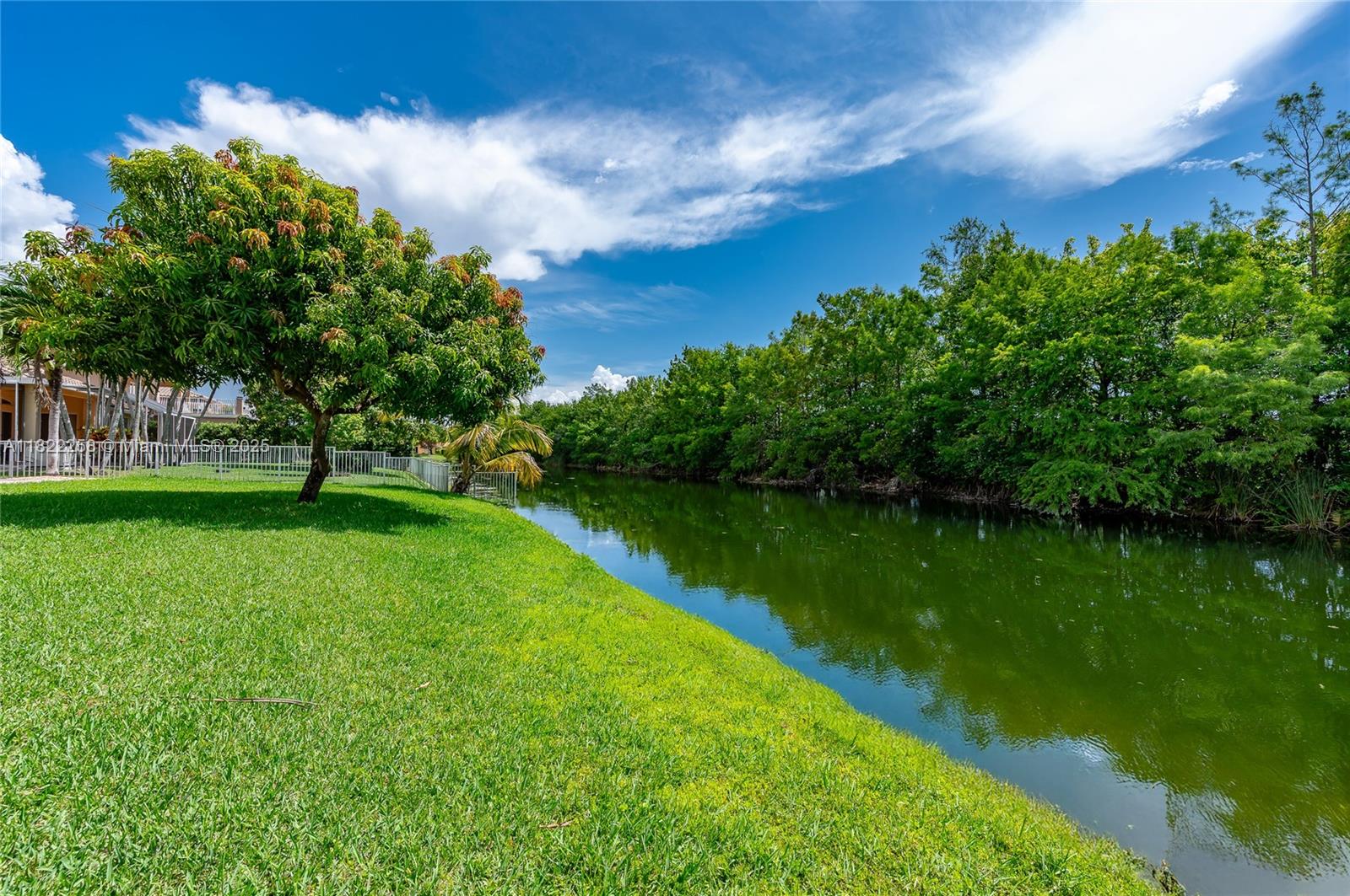 1001 SW 189th Ave, Pembroke Pines, Florida image 41