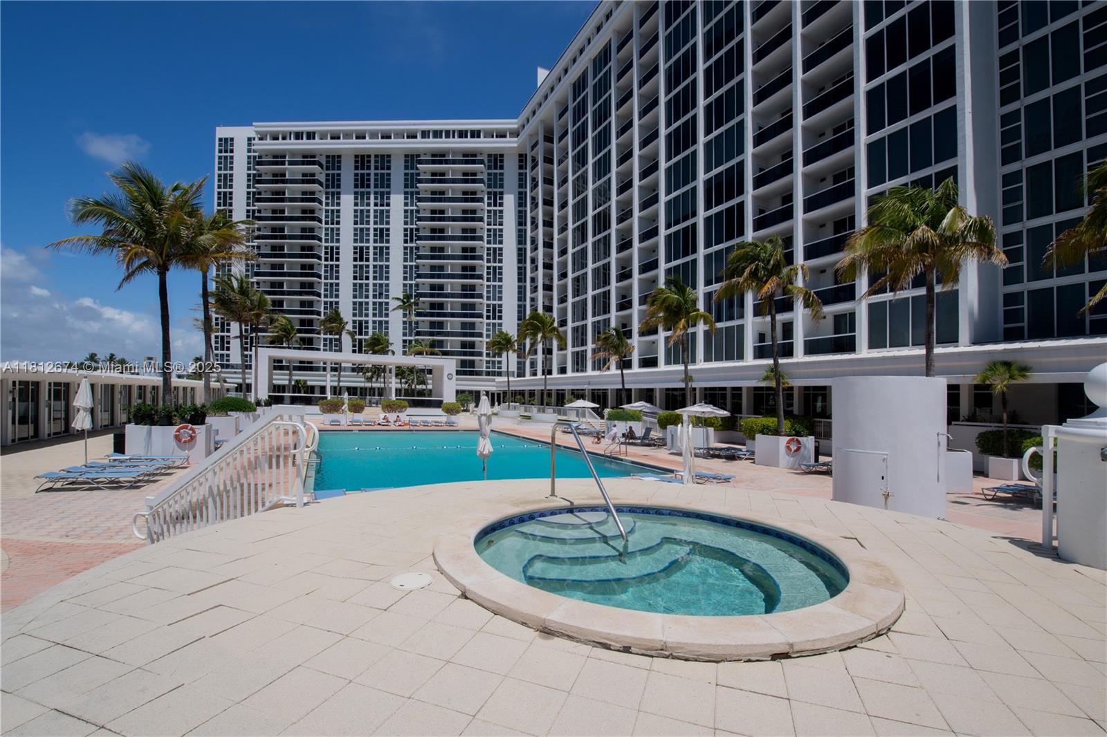 10275 Collins Ave #330, Bal Harbour, Florida image 9