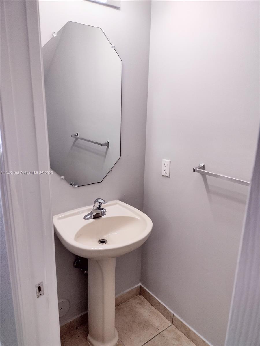 2612 SW 82nd Ave #105, Miramar, Florida image 7