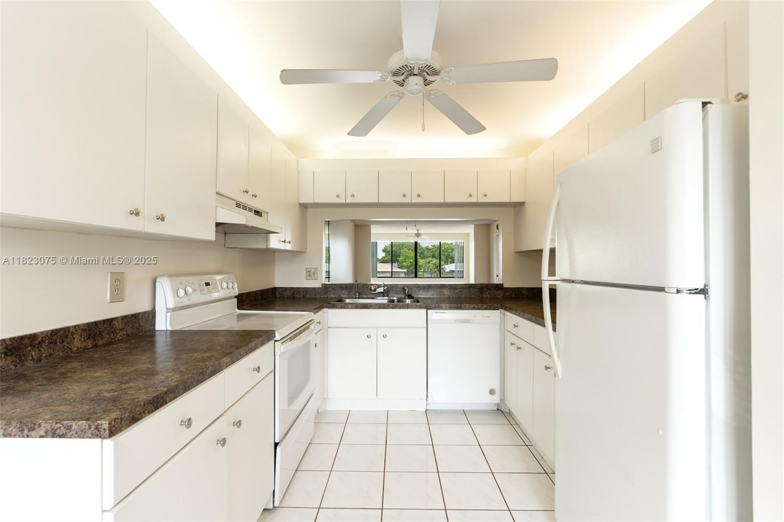 9455 N Belfort Cir #211, Tamarac, Florida image 1