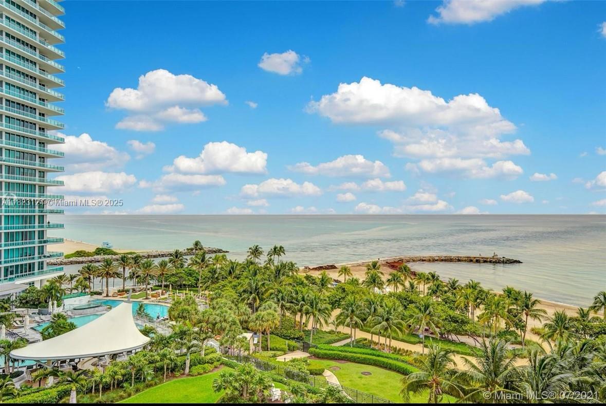 Apartamento para Alugar em Bal Harbour, FL
