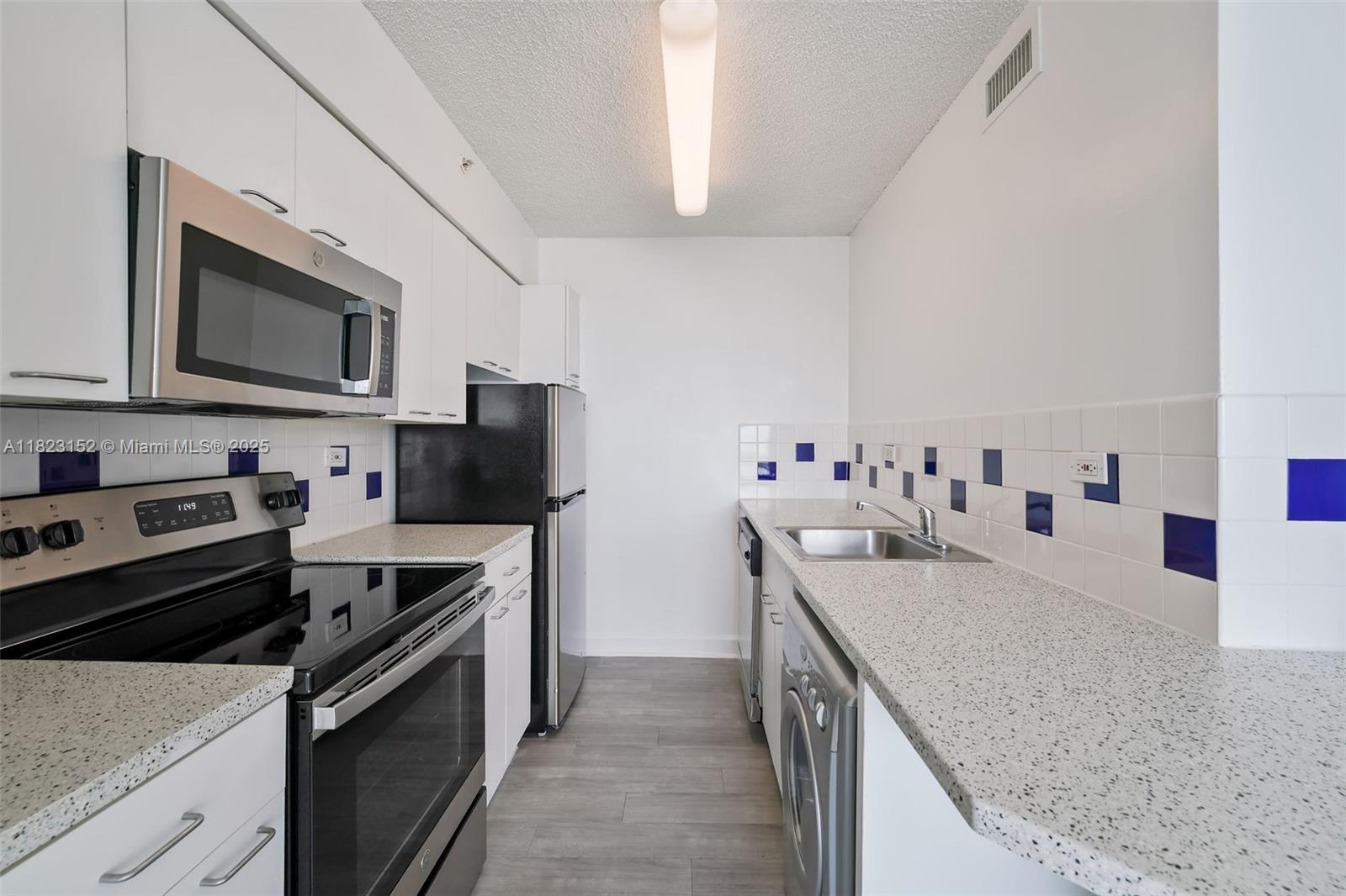 Property photo # 4