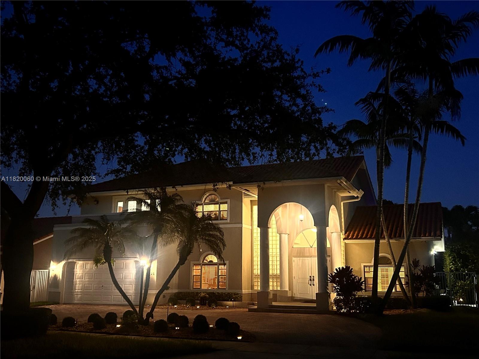 16725 NW 84th Ct, Miami Lakes, Florida image 3