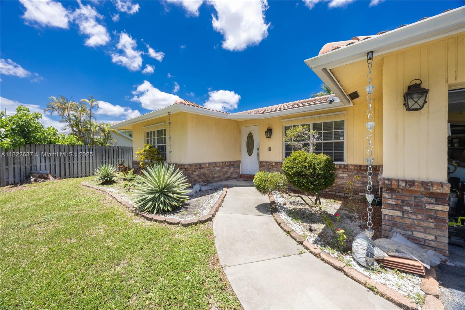 11351 NW 37th St, Coral Springs, Florida image 1