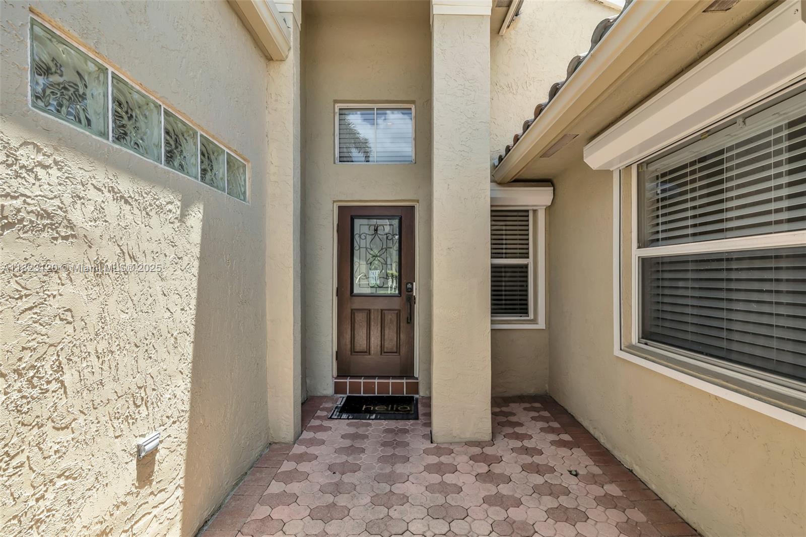16260 La Costa Dr, Weston, Florida image 2