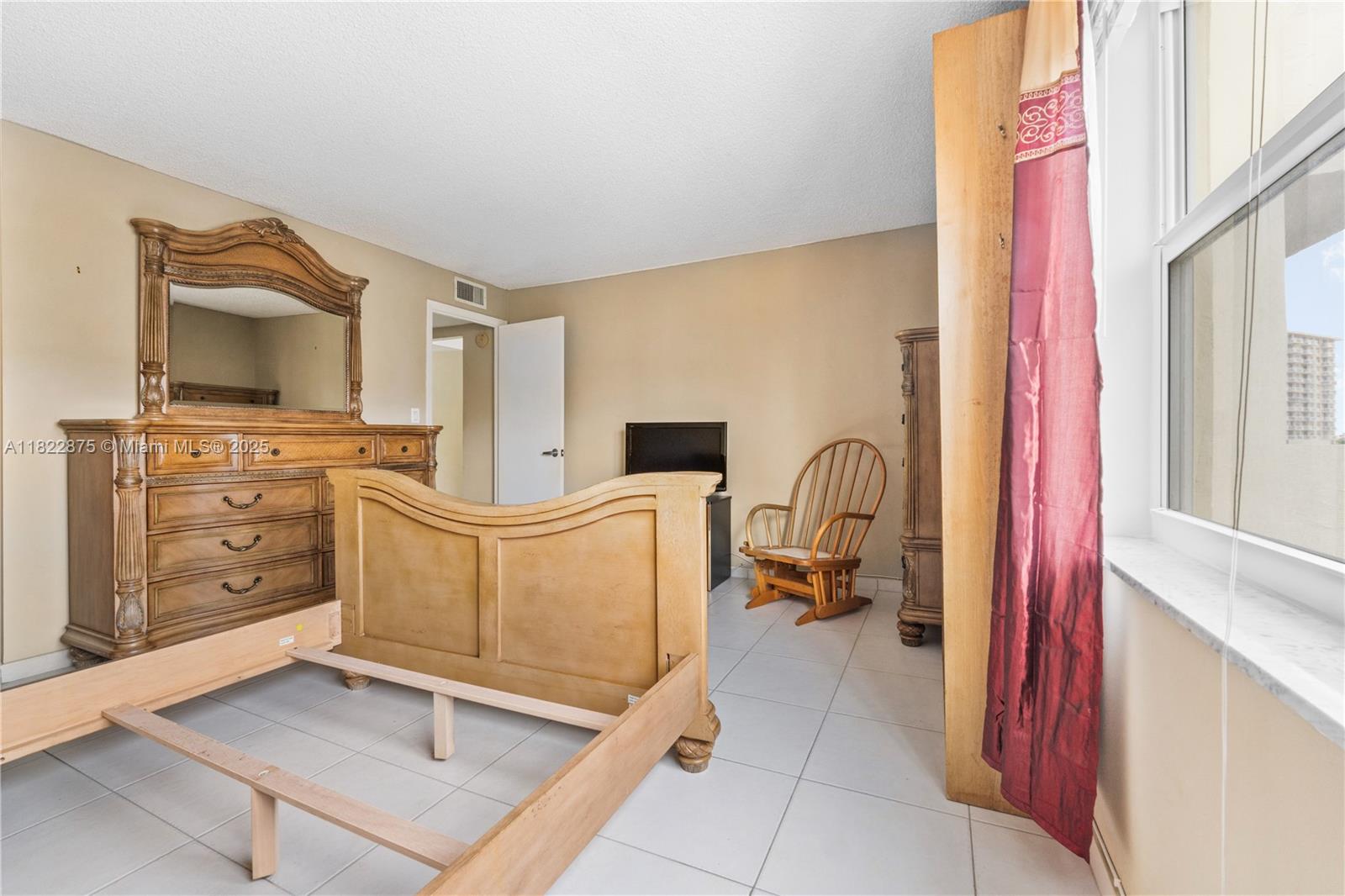 Property photo # 2