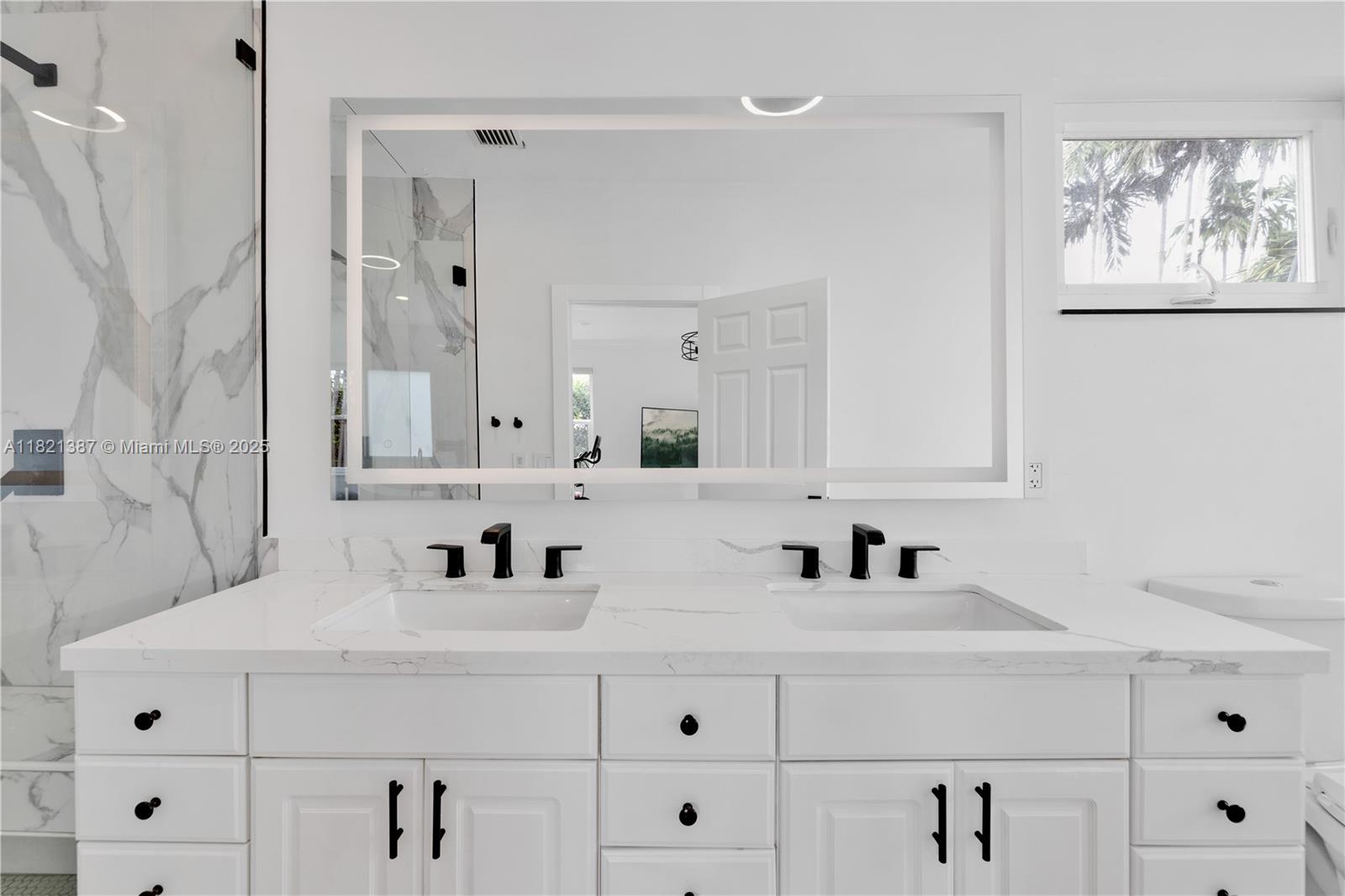 7431 Coquina Dr, North Bay Village, Florida image 11