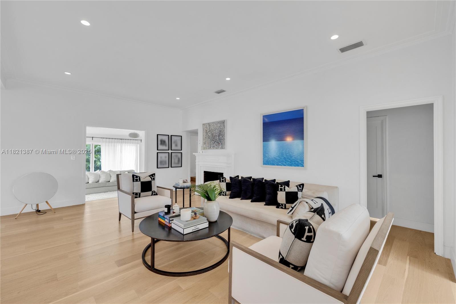 7431 Coquina Dr, North Bay Village, Florida image 2