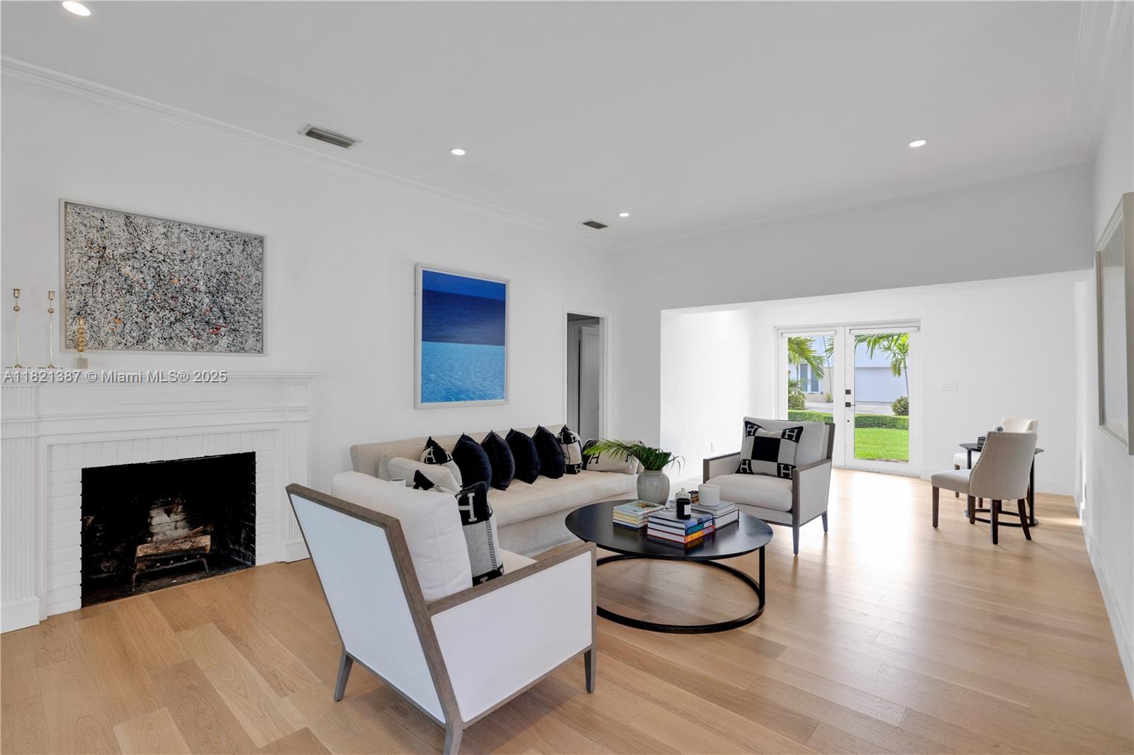 7431 Coquina Dr, North Bay Village, Florida image 3