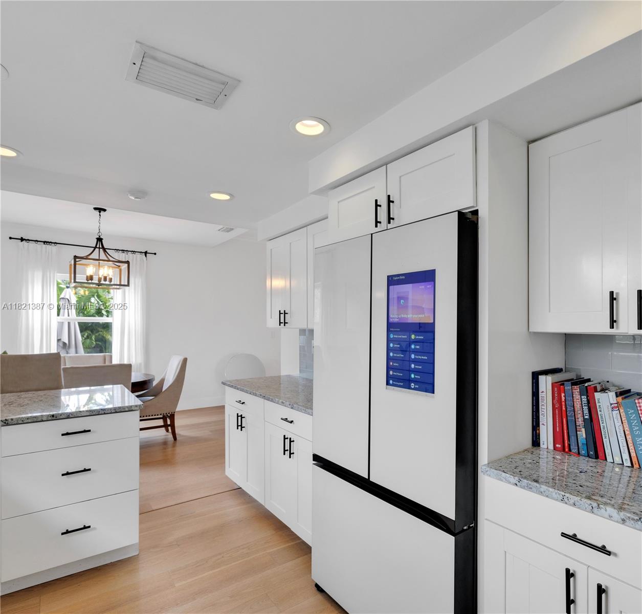 7431 Coquina Dr, North Bay Village, Florida image 7