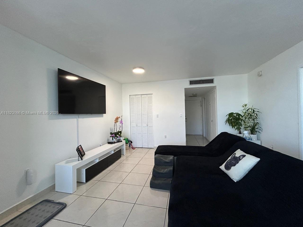 2899 Collins Ave #1717, Miami Beach, Florida image 16