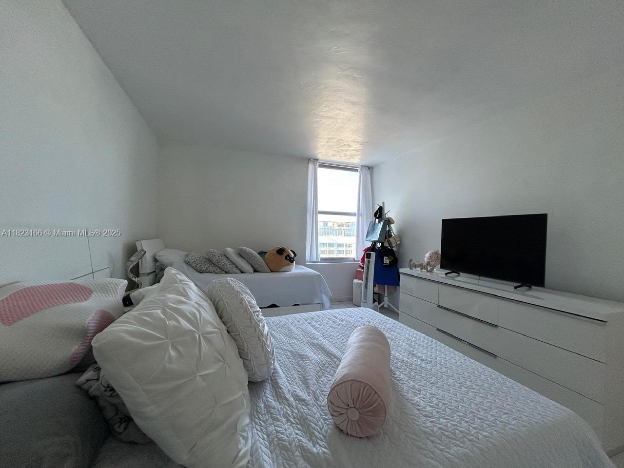 2899 Collins Ave #1717, Miami Beach, Florida image 24