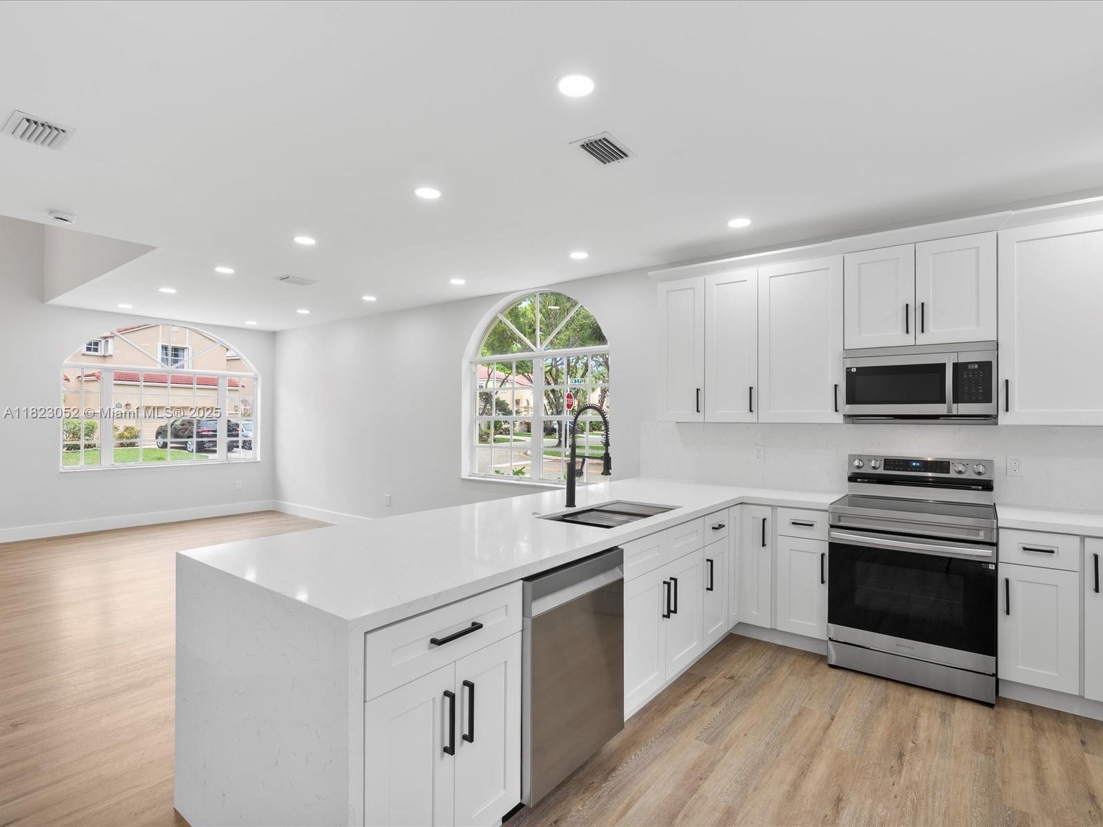 457 NW 87th Ln, Coral Springs, Florida image 15
