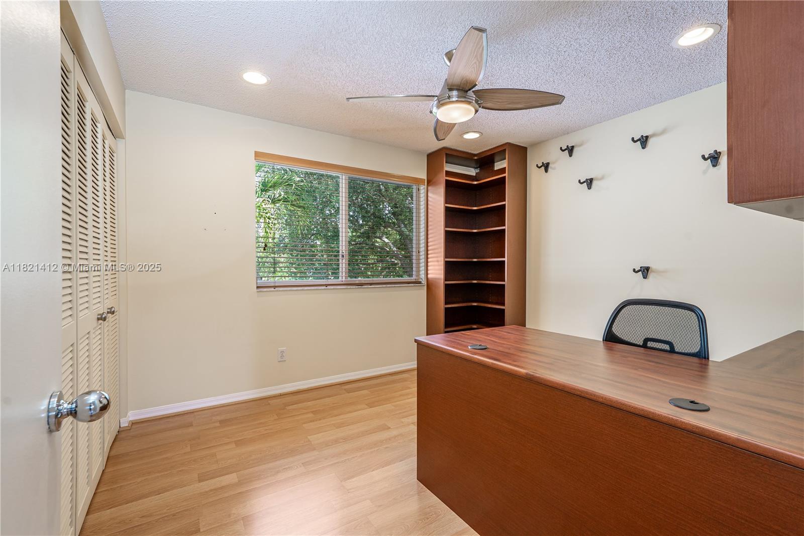 1654 SW 109th Ter, Davie, Florida image 27