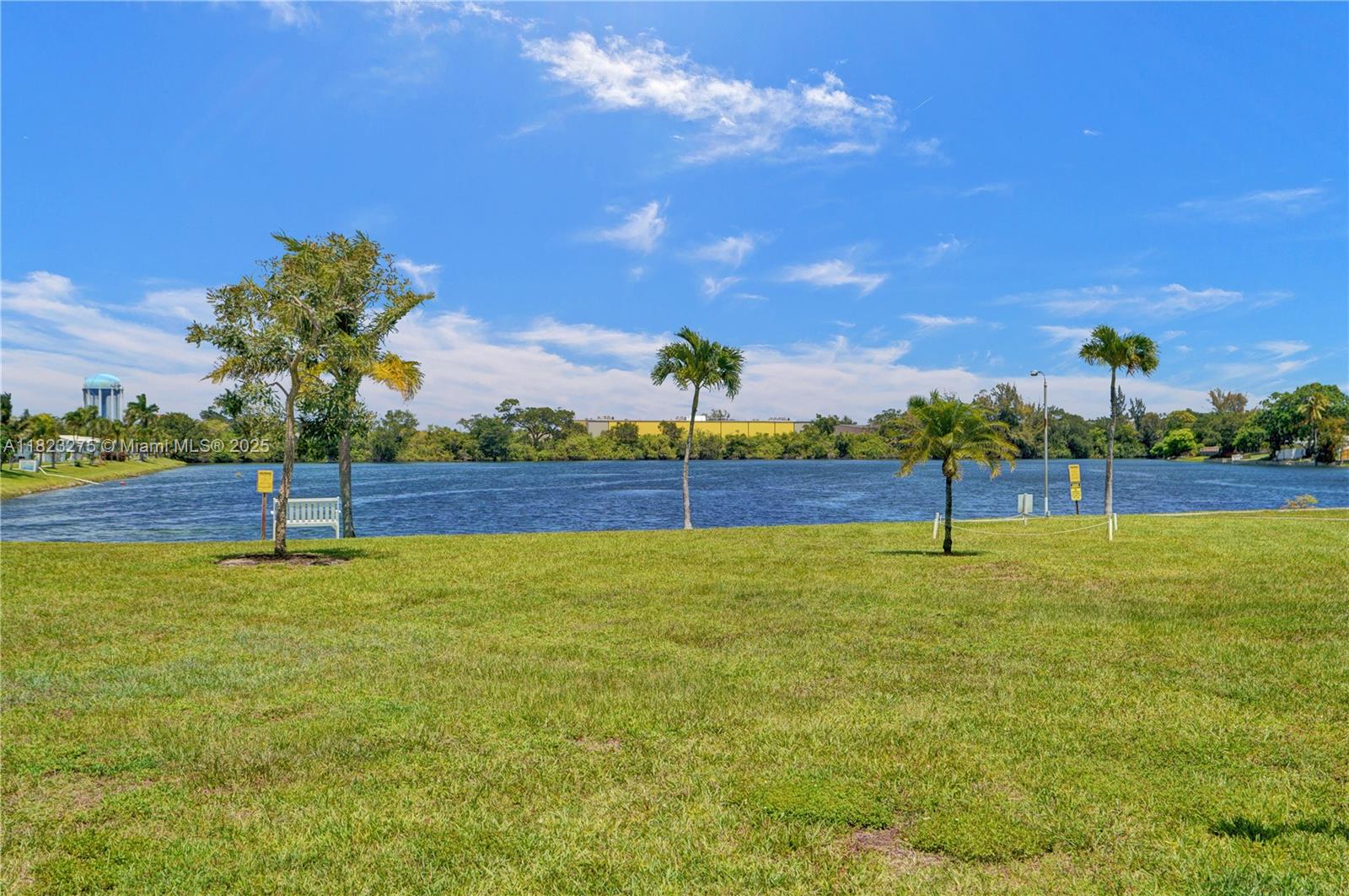 Residential, Hollywood, Florida image 12