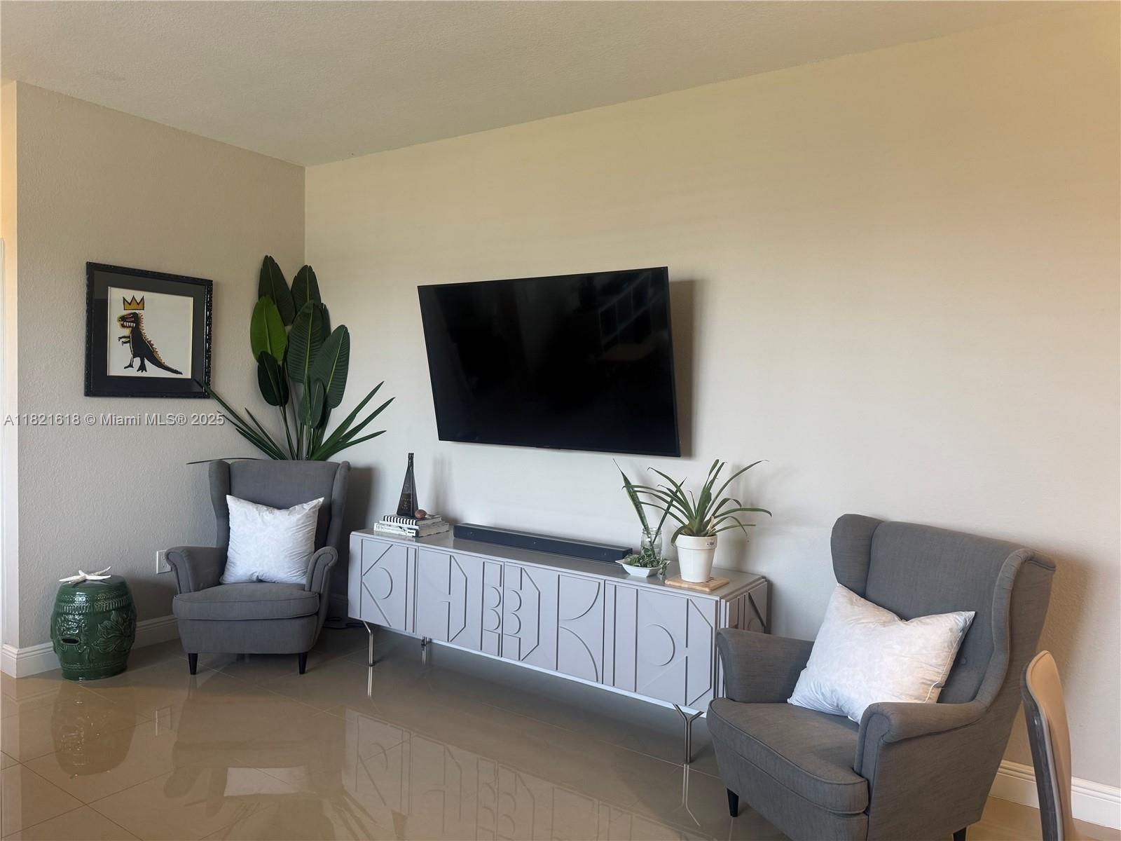 Property photo # 2
