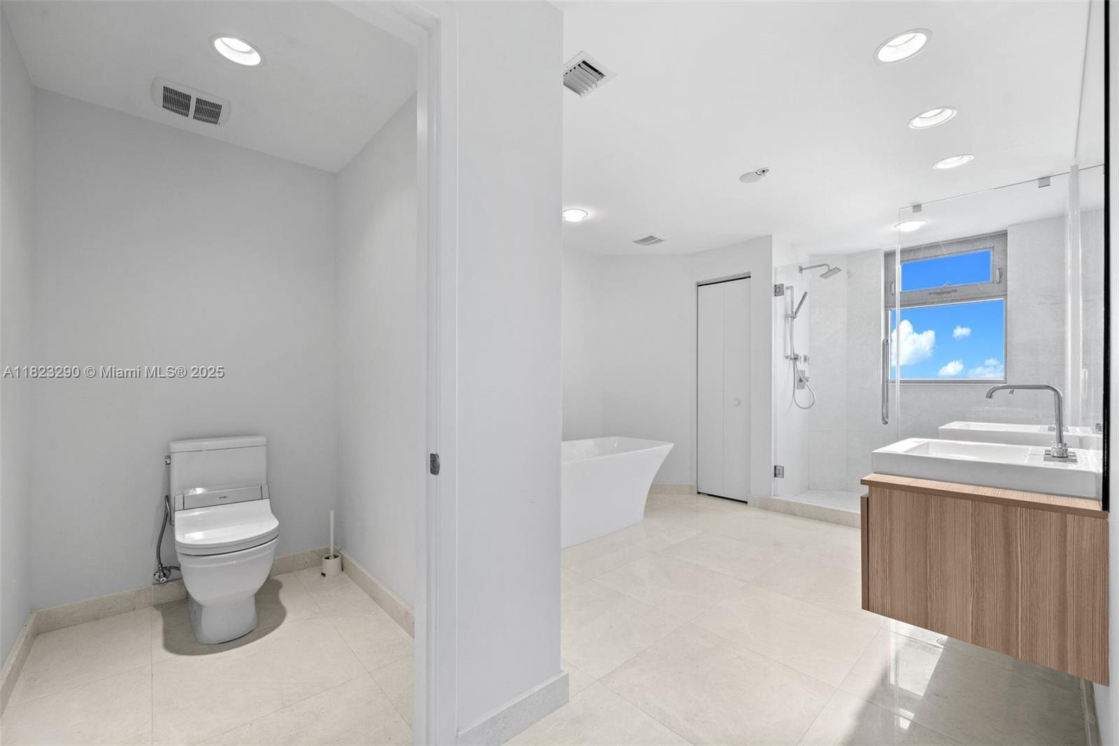 17301 Biscayne Blvd #1704, North Miami Beach, Florida image 19