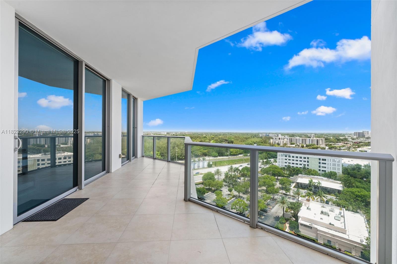 17301 Biscayne Blvd #1704, North Miami Beach, Florida image 21