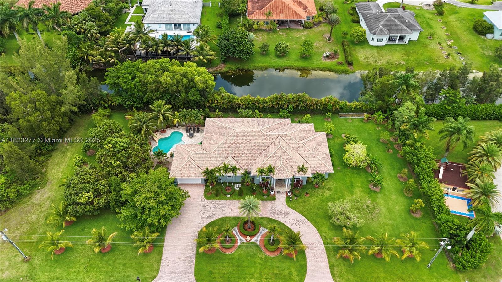 16541 SW 62nd St, Southwest Ranches, Florida image 6