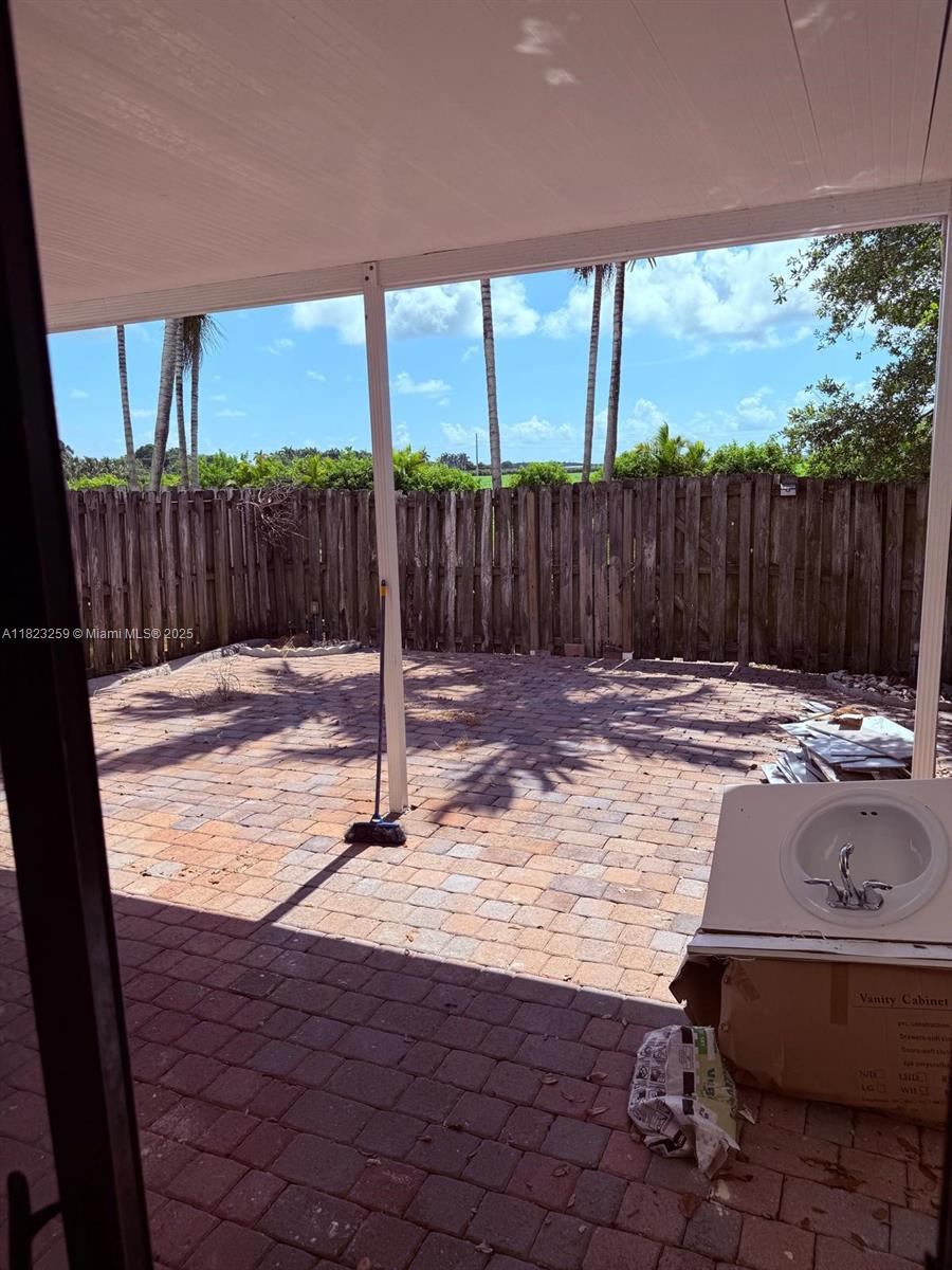 239 SE 37th Pl, Homestead, Florida image 18