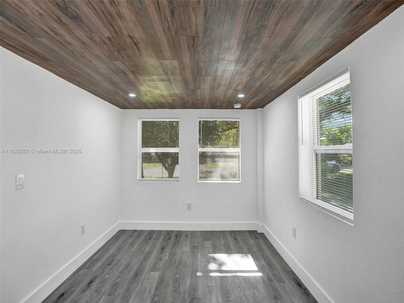 2720 SW 13th Ave, Fort Lauderdale, Florida image 12