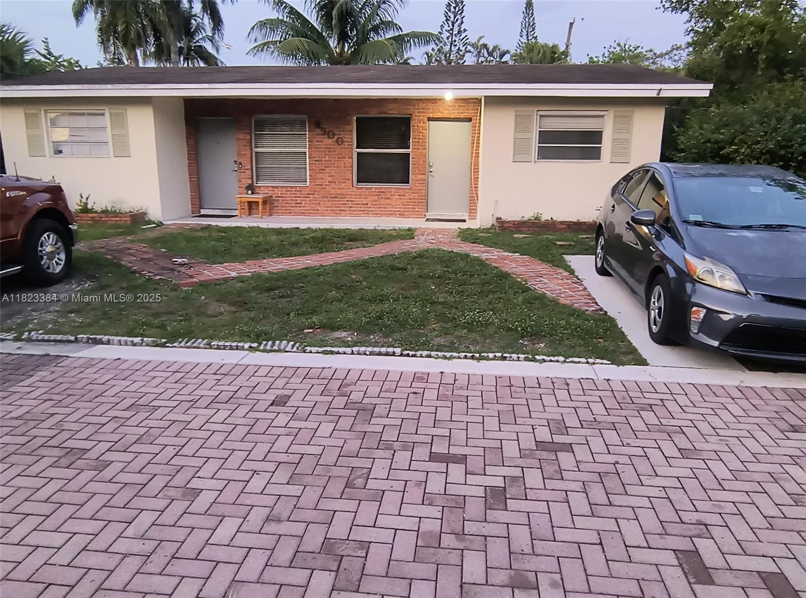 Property photo # 0