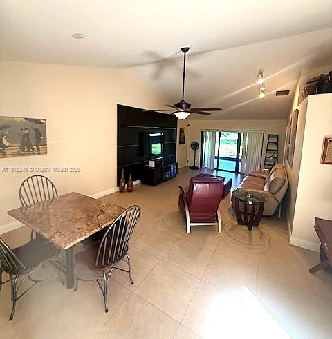 303 NW Lakeside Ct, Sunrise, Florida image 9